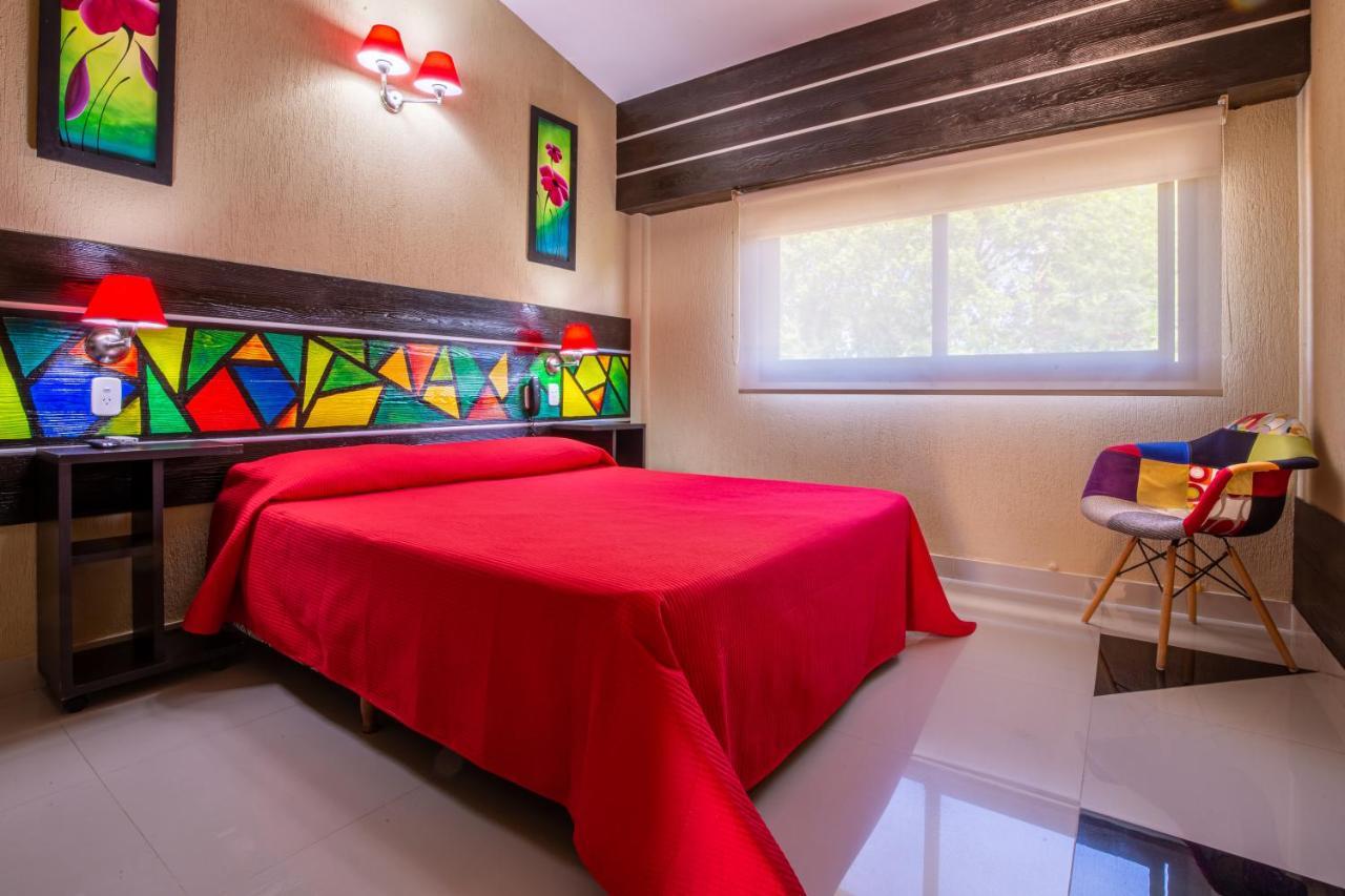 Hotel Calimera ซานตาเตเรซีตา ภายนอก รูปภาพ